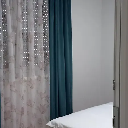 Muric Apartman 9 *