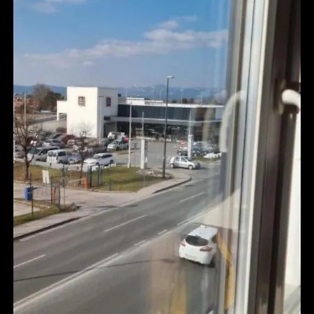 Muric Apartman 9 *